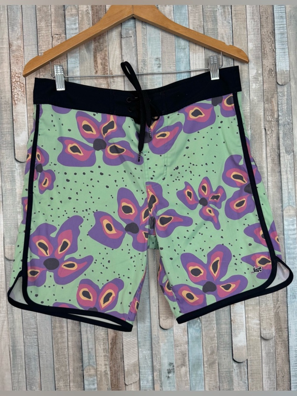 Lost Enterprises 30 Shocker Scallop 18” Board Shorts Swim Trunks Surf‎ Funky Y2K